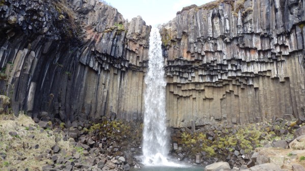 Svartifoss waterval